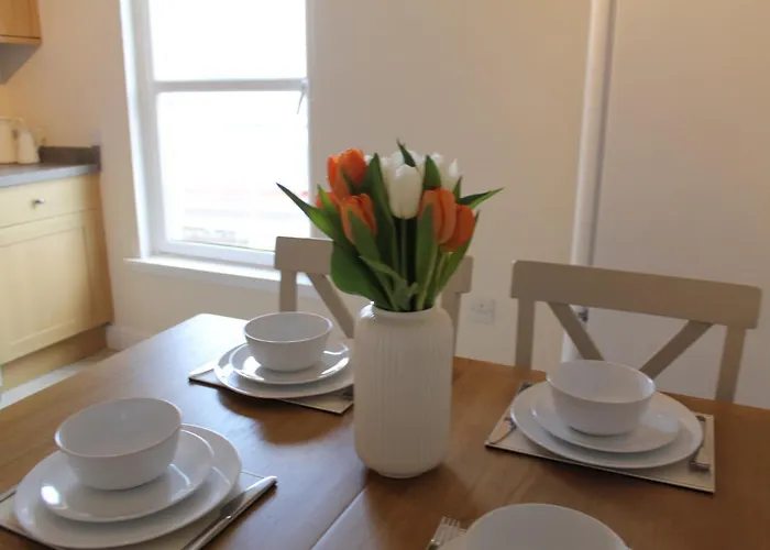Island View - Spacious Two Bedroom Oban Apartment With Sea Views